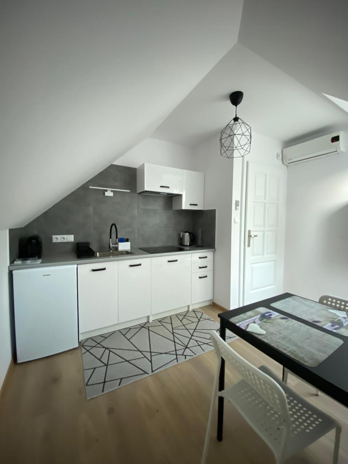Apartamenty Lawenda Краков Экстерьер фото