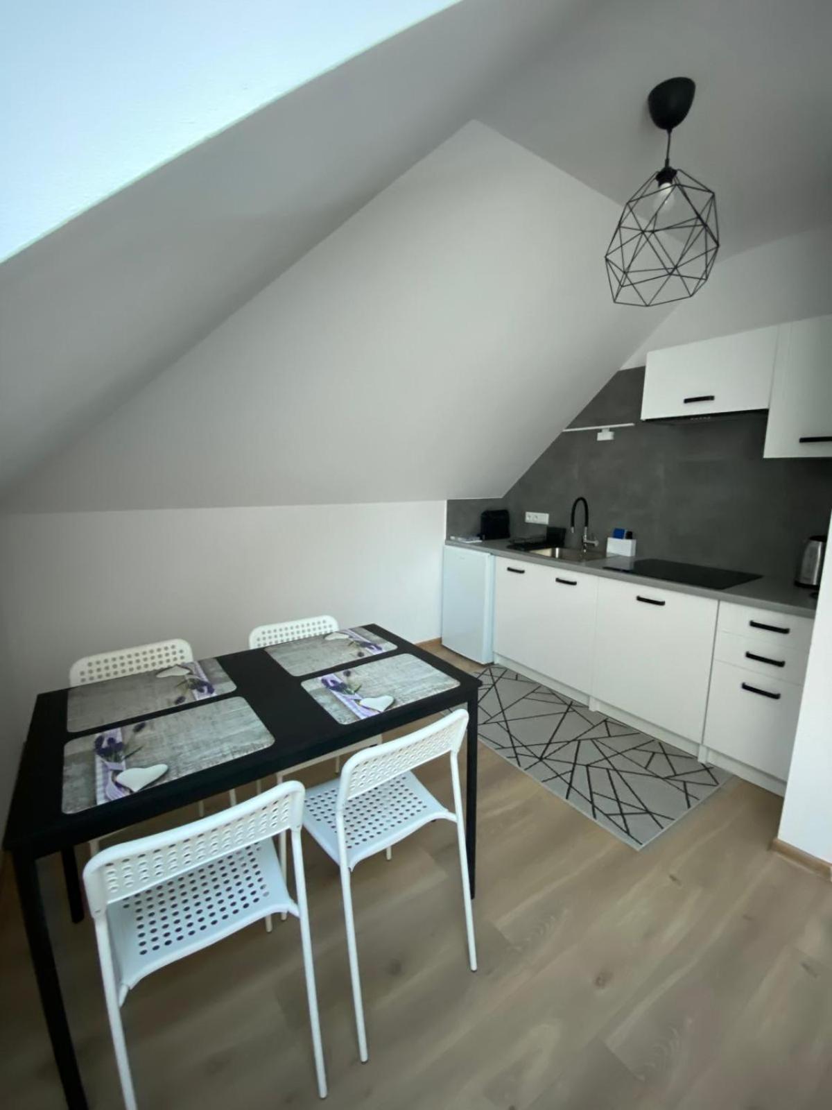 Apartamenty Lawenda Краков Экстерьер фото
