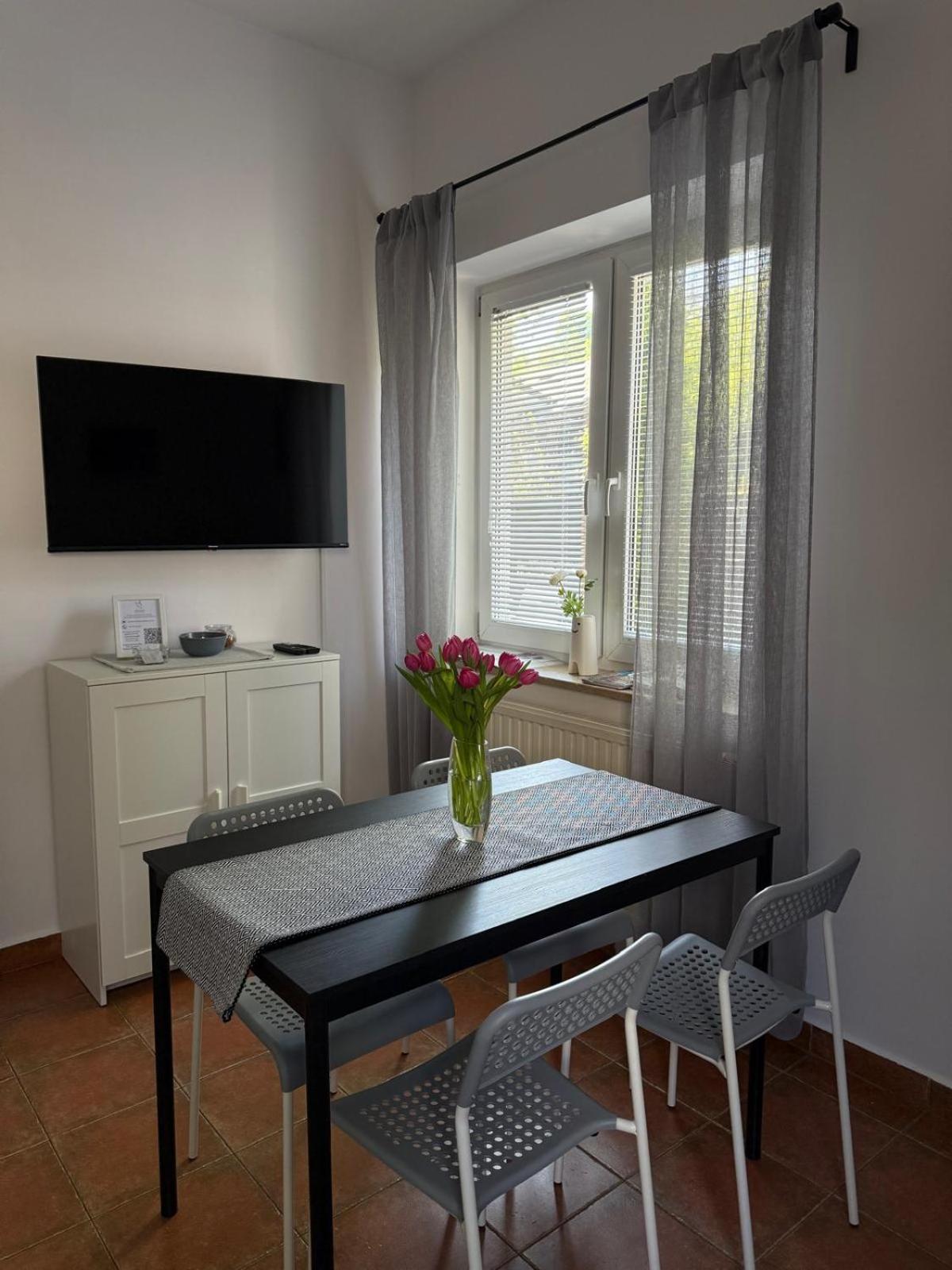 Apartamenty Lawenda Краков Экстерьер фото